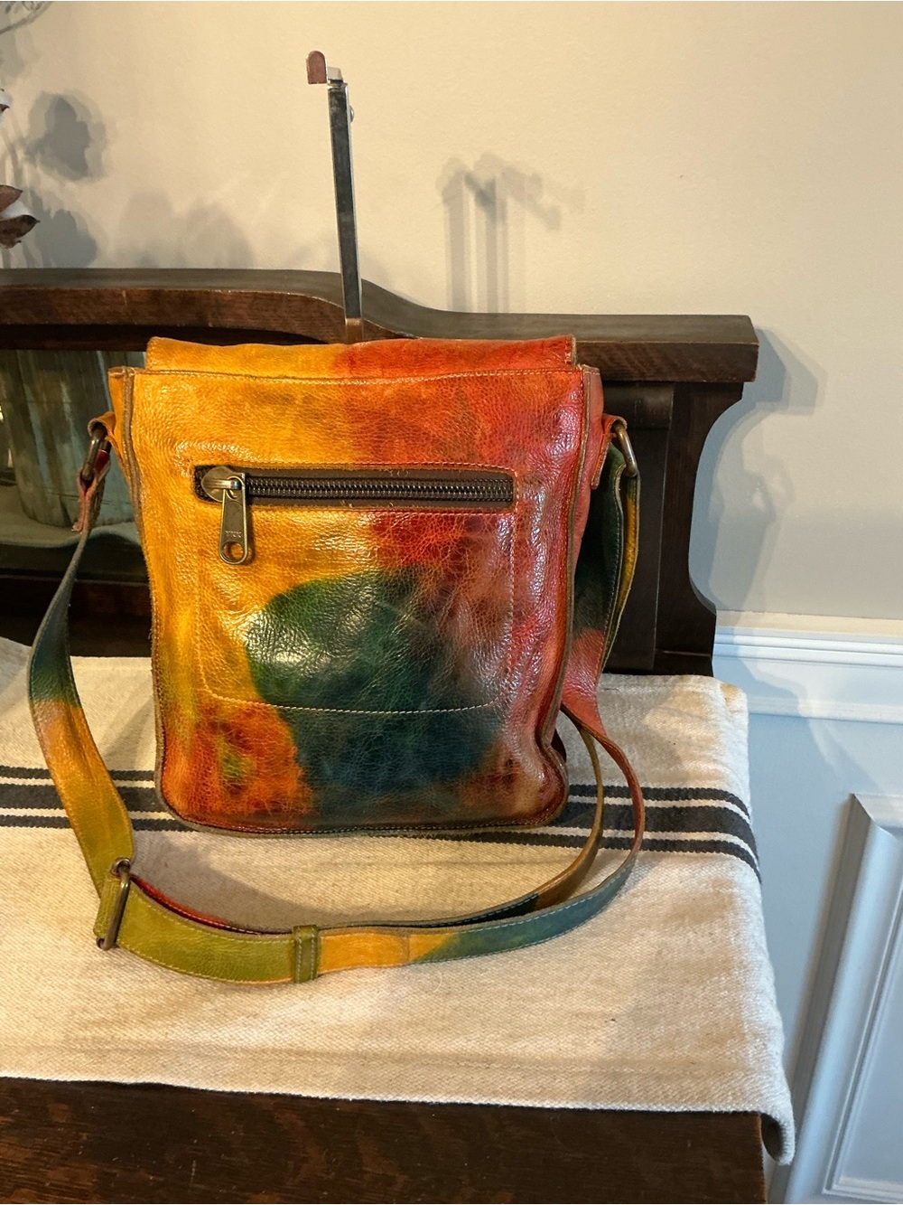 RARE Bed Stu Leather Venice Beach Crossbody Bag Monarch Tie Dyed Red Blue - Picture 4 of 12